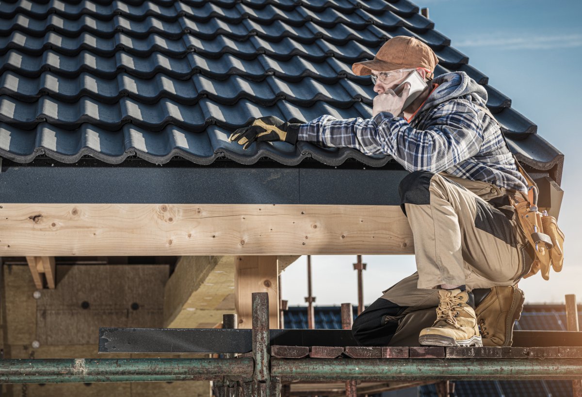 About Us - A & B Roofing